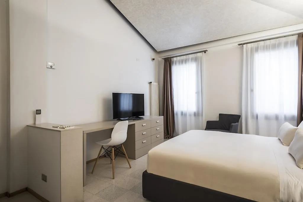 Myplace Cannaregio Townhouse Apartment Venice