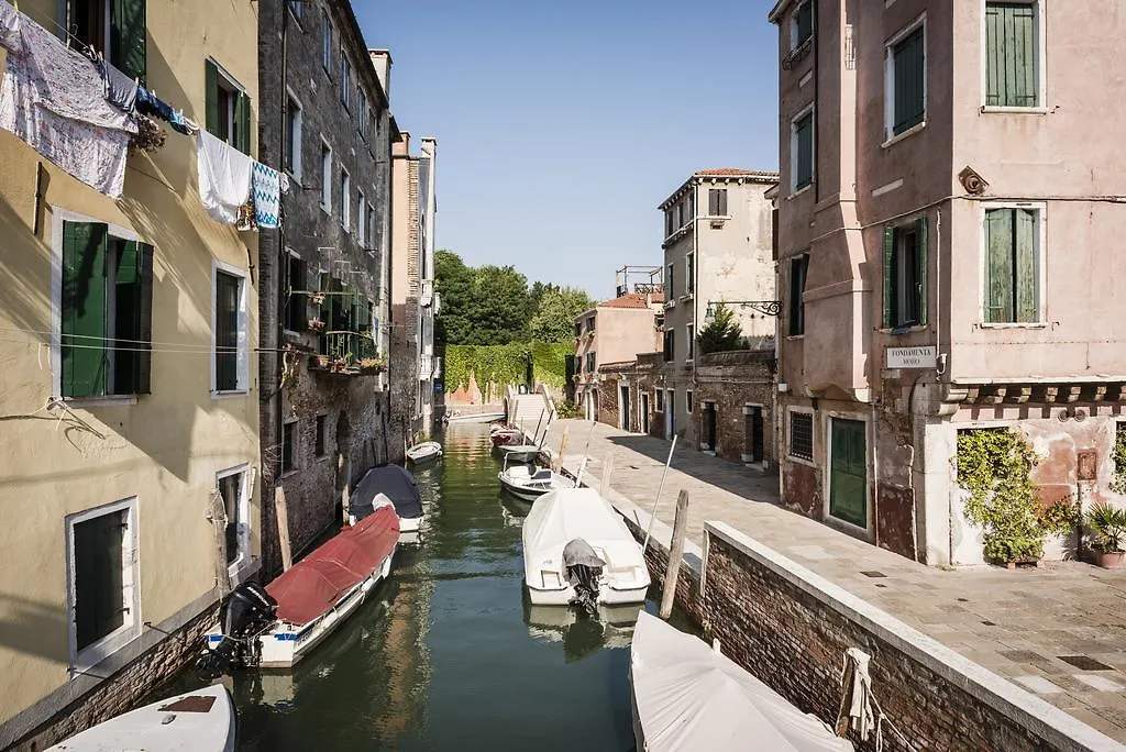 Myplace Cannaregio Townhouse Apartment Venice