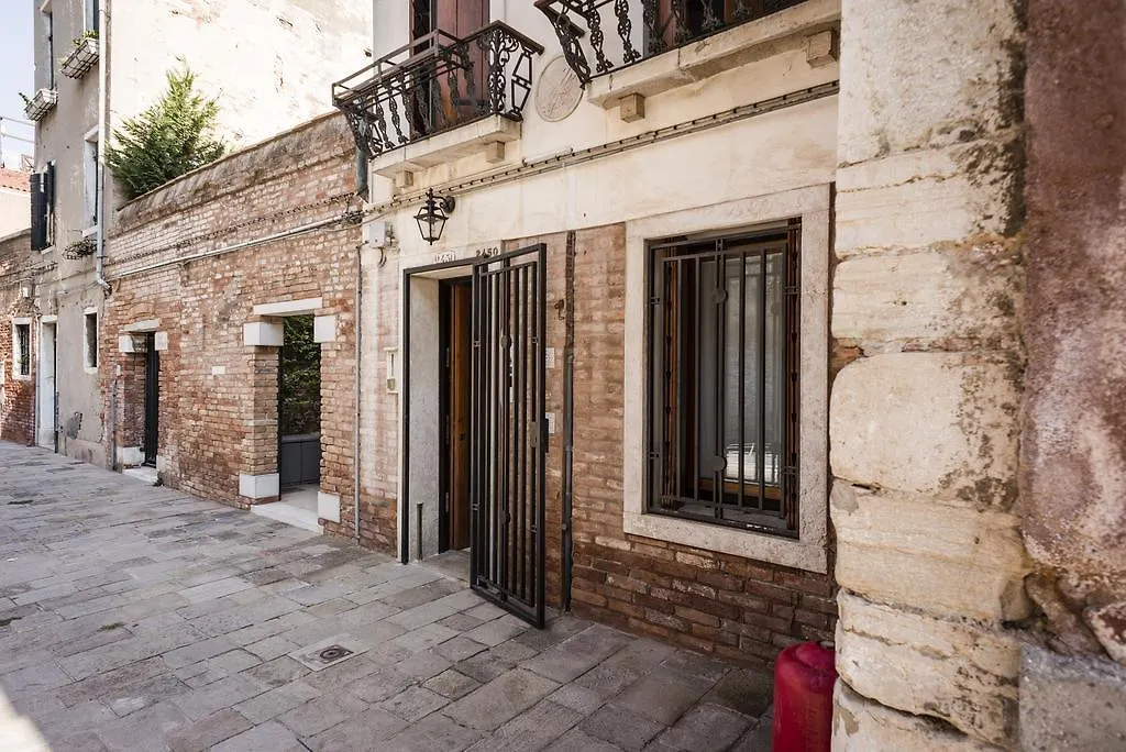 Myplace Cannaregio Townhouse Apartment Venice 0*,