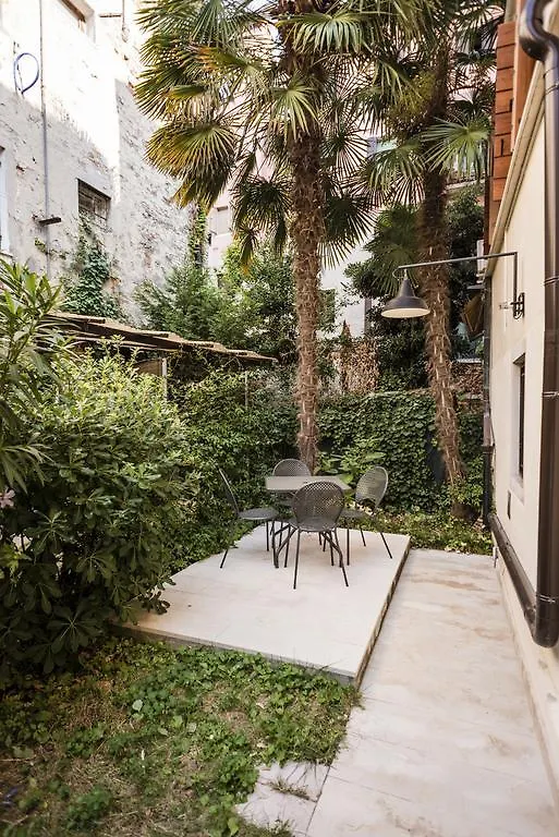 Myplace Cannaregio Townhouse Apartment Venice
