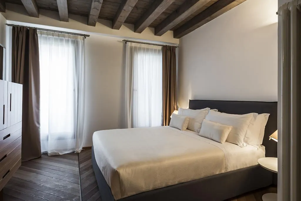 Myplace Cannaregio Townhouse Apartment Venice