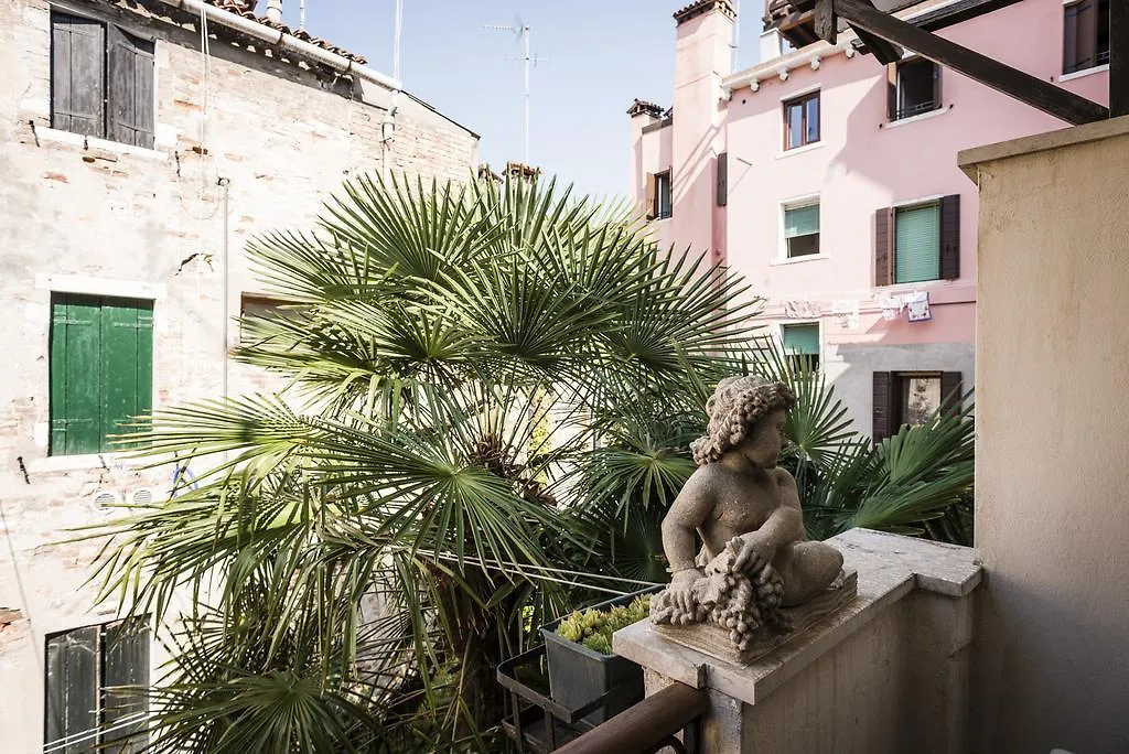 Myplace Cannaregio Townhouse Apartment Venice