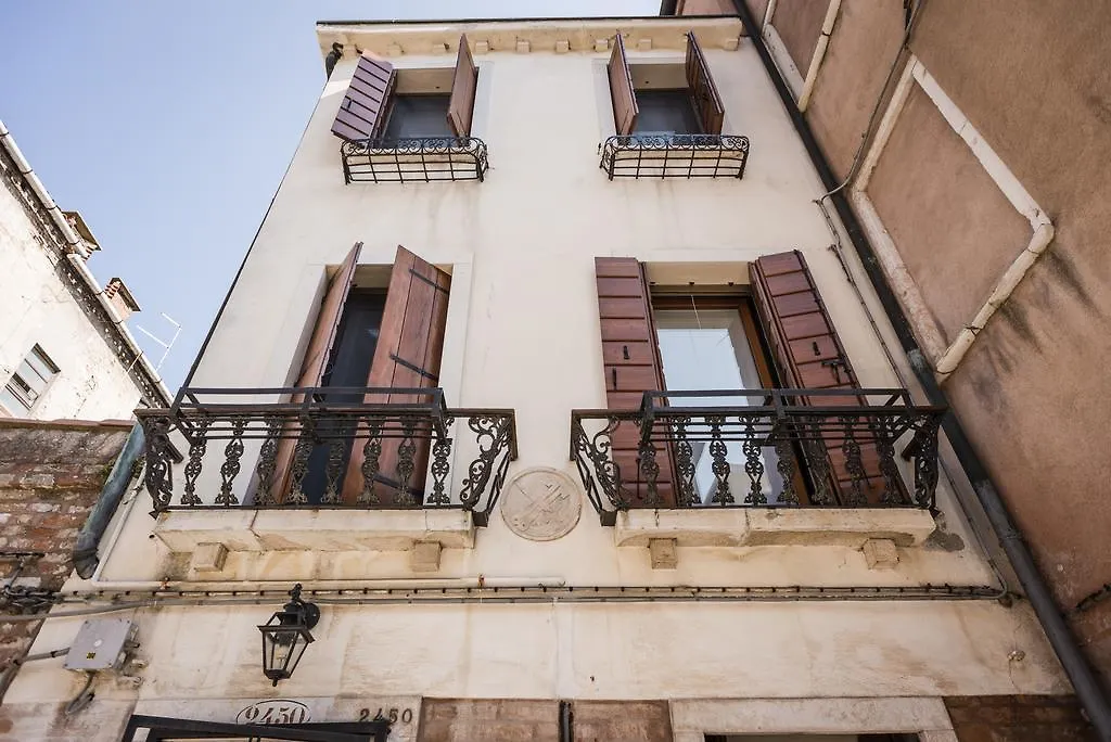 Myplace Cannaregio Townhouse Apartment Venice